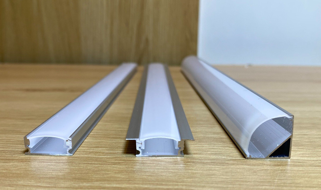 THANH NHÔM ĐỊNH HÌNH VÀ SILICOL DẺO